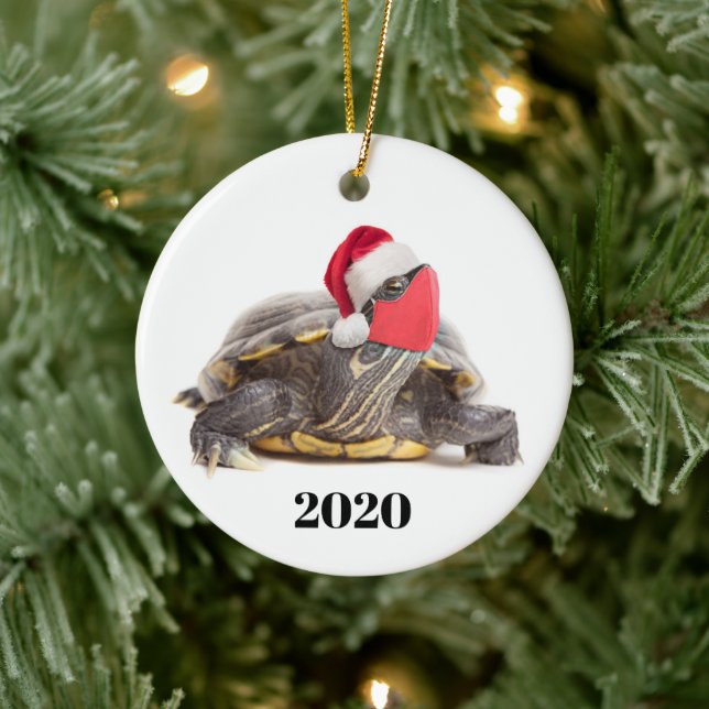 Adorno De Cerámica Feliz Navidad 2020 Tortuga en máscara facial (Árbol)