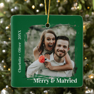 Adorno De Cerámica Feliz y casado, verde, primera Navidad