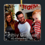 Adorno De Cerámica Festividades Festividades Feliz Navidad Festividad<br><div class="desc">Este adorno festivo muestra su foto rodeada de estrellas brillantes. La leyenda dice Feliz Navidad con una elegante letra de guión. Hay espacio para tu nombre y el año. Maravilloso como un recuerdo de las vacaciones anuales. Hermoso, elegante, caprichoso y divertido. El diseño es el mismo tanto en la parte...</div>