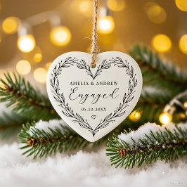 Adorno De Cerámica First Christmas Engaged Floral Botanical Wreath