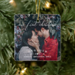 Adorno De Cerámica Flechas y corazón Primera Navidad Comprometida fot<br><div class="desc">Doble cara nuestro primer ornamento de Navidad al que puedes añadir dos fotos de ti y de otro significativo. Nuestra primera Navidad se escribe en un delicado guión blanco. Añade tus nombres y el año en que te comprometiste bajo dos flechas apuntando a un corazón. INVOLUCRADO en texto curvo.</div>