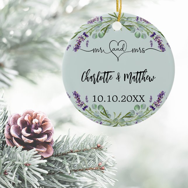 Adorno De Cerámica Flores de lavanda salchicha verde mr recién casado (Subido por el creador)