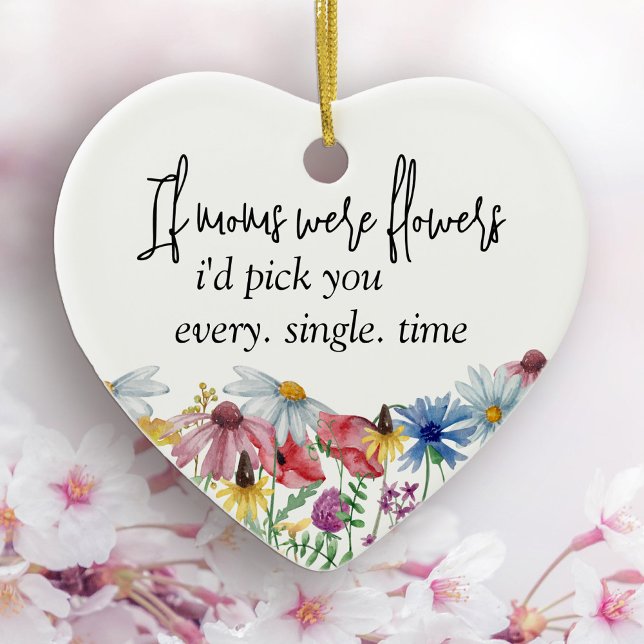 Adorno De Cerámica Flores silvestres dicen ser personalizadas (Heart shaped wildflower ornament with personal wording on the back)
