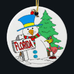Adorno De Cerámica Florida Snowman<br><div class="desc">Cómico Florida Snowman Flamingo</div>