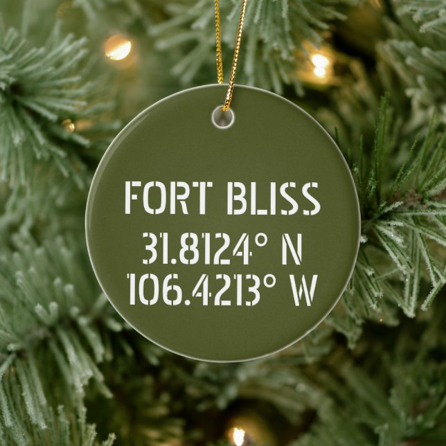 Adorno De Cerámica Fort Bliss Latitude Longitud Personalizada (Árbol)