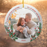 Adorno De Cerámica Foto clásica de marco plateado: primero Navidades<br><div class="desc">Marco plateado adornado con adorno de pino y hueso para mostrar tu propia memoria especial. El brillante y luminoso borde plateado rodea tus fotos. Las cintas hueca, de pino y de seda completan el diseño con un ambiente alegre de la temporada de vacaciones. Coloca fácilmente tu propia foto memorable en...</div>