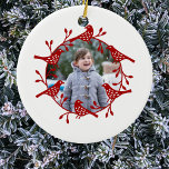 Adorno De Cerámica Foto De Escandaje Moderno De Bird Wreath<br><div class="desc">Una festividad de pájaros y caderas de rosa rodea tu propia foto en esta decoración de vacaciones de Navidades rojos y blancos de estilo bonito escandinavo. Arte original de Nic Squirrell. Crédito de la foto: Photography © Storytree Studios,  Stanford,  CA</div>