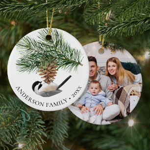 Adorno De Cerámica Foto de familia Chickadee Piña de Navidad
