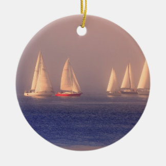 Adorno De Cerámica Foto de Sunset Sailboat