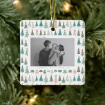 Adorno De Cerámica Foto familiar de Navidades de navidad<br><div class="desc">Postales de vacaciones de navidades de familia color pastel mínimo</div>