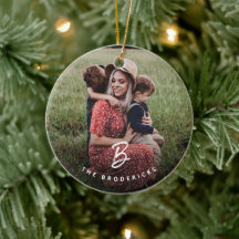 Foto Familiar Moderna de Monograma en Navidad