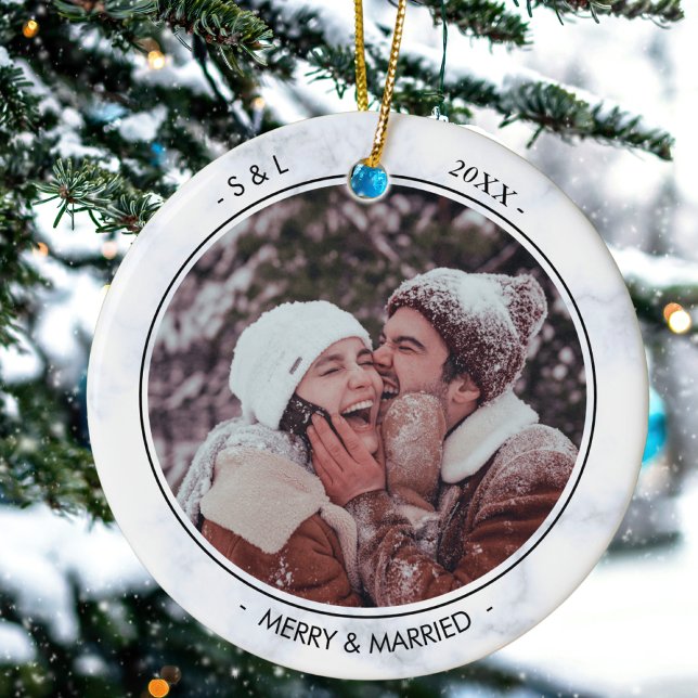 Adorno De Cerámica Foto personalizado y texto Feliz y Navidad casada (Subido por el creador)