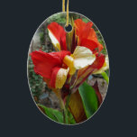 Adorno De Cerámica Fotografía floral de flor roja natural<br><div class="desc">Fotografía floral de flor roja natural</div>