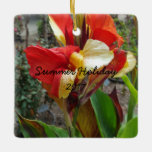 Adorno De Cerámica Fotografía floral de flor roja natural<br><div class="desc">Fotografía floral de flor roja natural</div>