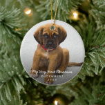 Adorno De Cerámica Fotografía simple con cachorro Primera Navidad mod<br><div class="desc">Ornamento de Navidad con un diseño simple y elegante con "Mi primera Navidad" junto con el nombre y año de tu nuevo cachorro con una foto de tu nuevo perro. Este adorno moderno es un gran regalo para cualquiera que tenga un cachorro nuevo.</div>