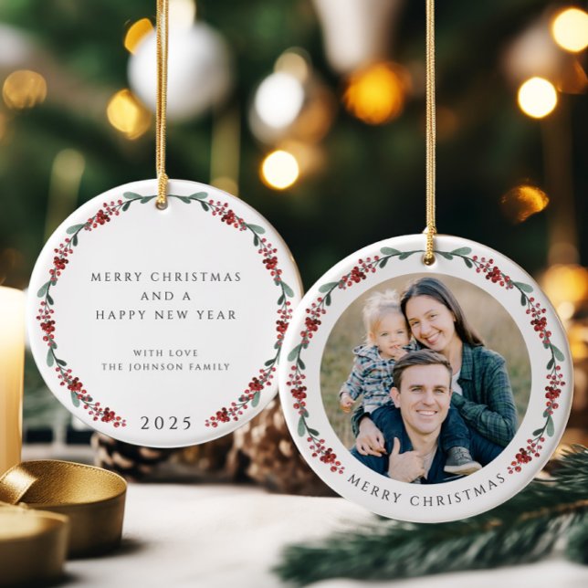 Adorno De Cerámica Fotos botánicas de Merry Christmas Holly (Merry Christmas Holly Botanical Photo Ceramic Ornament)
