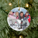 Adorno De Cerámica Fotos de la familia de guiones de pincel moderno F<br><div class="desc">Foto de la familia de guiones de pincel moderno Ornamento navideño de Feliz - Foto frontal y posterior</div>