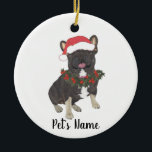 Adorno De Cerámica Frenquie personalizado (negro y tan tricolor)<br><div class="desc">Haz la lista de este año con un adorno personalizado de tu pequeño elfo favorito! Para los regalos más dulces,  ¡emparejételos con una impresión de arte equivalente u otro artículo de mi colección de bulldog francés tricolor negro y tostado!</div>