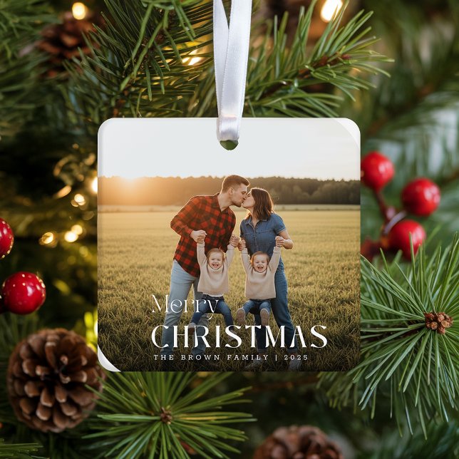 Adorno De Cerámica Full Bleed Rounded Family Photo Christmas Ornament (Subido por el creador)
