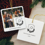 Adorno De Cerámica Galería fotográfica de la familia Garland Wreath M<br><div class="desc">Disfrute de la alegría de la temporada navideña con nuestro adorno monograma de Navidades de galería de fotos de invernadero en garland. Nuestro ornamento personalizado presenta nuestro diseño de guirnaldas de invierno de mano con un escudo monograma con múltiples fotos, firma familiar y monograma. Difunde el amor y la alegría...</div>