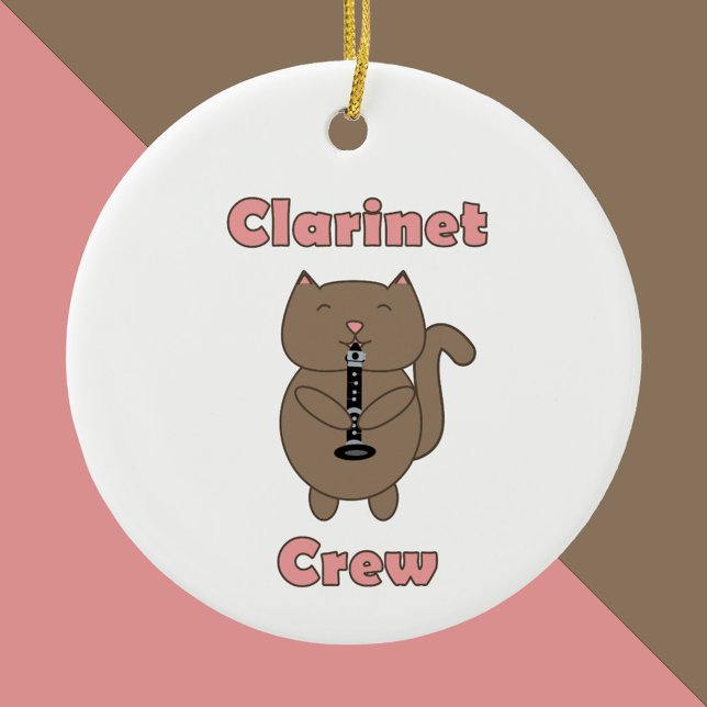 Adorno De Cerámica Gato de la tripulación del Clarinet Cute Rosa Marr (An ornament featuring a cat playing the clarinet and the words clarinet crew in pink.)