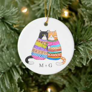 Adorno De Cerámica Gatos en suéter abrazando pareja Navidad personali