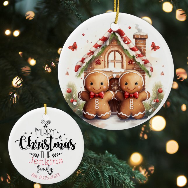 Adorno De Cerámica Gingerbread personalizado primera Navidad casada (Subido por el creador)