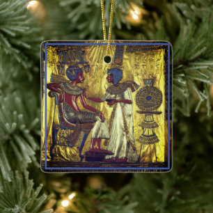 Adorno De Cerámica Gold Egyptian Characters on a