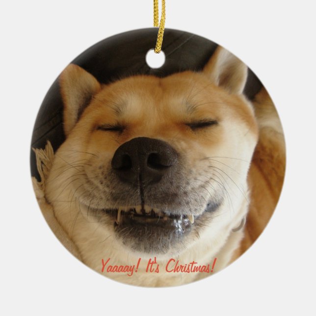 Adorno De Cerámica gracioso akita lindo perro sonriendo a navidades (Frente)