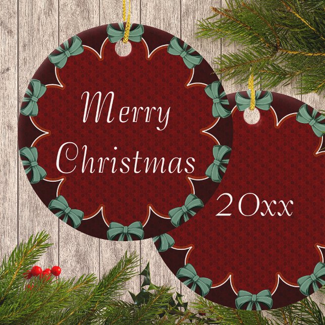 Adorno De Cerámica Green Bows Red Circles Personalizado (Personalize message on the front and the year on the back.)