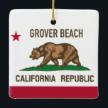 Adorno De Cerámica Grover Beach CA<br><div class="desc">Ornamento navideño de Grover Beach California con bandera de CA.</div>