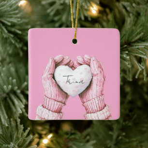 Adorno De Cerámica Guantes de invierno rosados femeninos con corazón