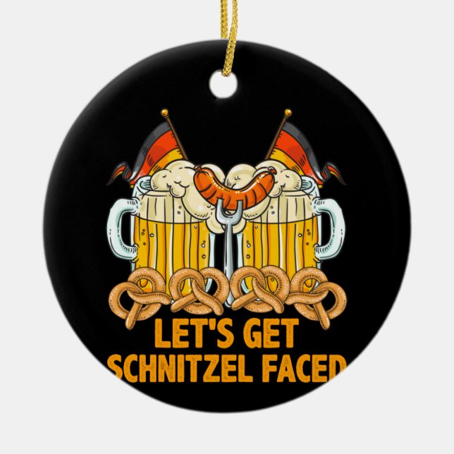 Adorno De Cerámica Hagamos que Schnitzel enfrente del Oktoberfest en  (Frente)