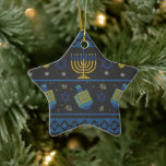 Adorno De Cerámica hanukkah<br><div class="desc">Feliz Hanukkah Judaísmo Hebreo judíos hanukkah, jewish, navidades, chanukah, festividades, divertidos, judía, feliz hanukkah, menorah, dreidel, chanukkah, israel, hebreo, estrella de david, invierno, hannukah, vacaciones, judaísmo, bandera estadounidense, cumpleaños, kwanzaa, xmas película, lindo, mujeres, simpáticas, festivas, navidades judías, humorísticas, alegres</div>