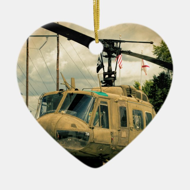 Adorno De Cerámica Helicóptero de los militares de la era Uh-1 Huey (Frente)