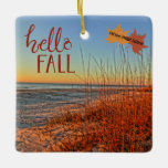Adorno De Cerámica Hello Fall Hilton Head Island Beach South Carolina<br><div class="desc">¡Hola Caída! Celebra la caída en el Lowcountry y tu amor por la temporada de otoño con este impresionante adorno cerámico que muestra una foto de un espectacular amanecer resplandeciente sobre el surf en la hermosa isla Hilton Head, Carolina del Sur. El amanecer se capturó junto al mar en una...</div>