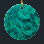 Adorno De Cerámica Hermosas flores verde azuladas de rosas verdes ver<br><div class="desc">Elegancia Verde azulada Delicada: Un ramo de rosas verde azulados encantadores que capturan la serenidad y la gracia. Perfectamente diseñado para un toque de sofisticación en cualquier entorno.</div>