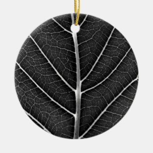 Adorno De Cerámica Hoja brillante en blanco y negro en primer plano