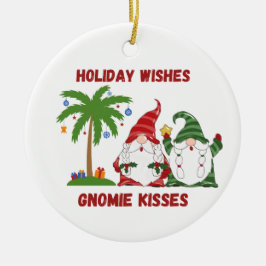 Adorno De Cerámica Holiday Wishes, Gnomie Kisses with 2 Gnomes on a