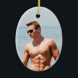 Adorno De Cerámica Hot Guy Bare Chest Muscular Abs Beach Shirless<br><div class="desc">Hot Guy Bare Chest Muscular Abs Beach Shirless Photo Ornament - Cuelga a este sexy chico caliente en tu árbol de vacaciones o cosas como un caldo para esa persona especial con este adorno navideño masculino de Navidad.</div>