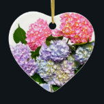 Adorno De Cerámica Hydrangea Bouquet<br><div class="desc">Romántico clásico encanto de la moda antigua Hydrangeas. Un bonito ramo de verdes morados azules e hortensias rosas. Fotografía de H Cooper</div>