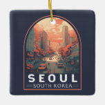 Adorno De Cerámica Insignia de arte de Ilustracion de Corea del Sur d<br><div class="desc">Diseño del ilustracion de Seúl con un estilo de arte manga. Seúl,  la capital de Corea del Sur,  es una enorme metrópolis donde los rascacielos modernos,  los subterráneos de alta tecnología y la cultura pop se encuentran con templos budistas,  palacios y mercados callejeros.</div>