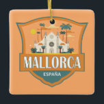 Adorno De Cerámica Insignia de viaje retro de Mallorca España<br><div class="desc">Diseño mallorquín de viajes retro en un estilo emblemático que muestra la Catedral de Santa María. Mallorca es una de las Islas Baleares del Mediterráneo.</div>