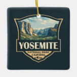 Adorno De Cerámica Insignia retro del Ilustracion del Parque Nacional<br><div class="desc">Diseño artístico vectorial yosemite. El parque es famoso por sus secuoyas gigantes y antiguas,  y por sus vistas al túnel,  la icónica vista de la gran caída de Bridalveil y los acantilados de granito de El Capitan y Media Cúpula.</div>