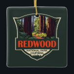 Adorno De Cerámica Insignia retro del Ilustracion del Parque Nacional<br><div class="desc">Diseño de ilustraciones vectoriales de secuoya. El parque protege amplias praderas,  bosques de roble,  ríos salvajes y 65 km de costa escarpada.</div>