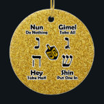 Adorno De Cerámica Instrucciones Jánuca feliz - purpurina de Dreidel<br><div class="desc">La manera decorativa y conveniente de mantener las instrucciones para jugar al juego de los niños judíos del dreidel as mano… sus niños puede tomar una mirada cuando necesitan un recordatorio de cómo jugar y qué las letras hebreas se llaman. ¡Gran regalo de Jánuca! ESTÉ SEGURO DE CAMBIAR EL MENSAJE...</div>
