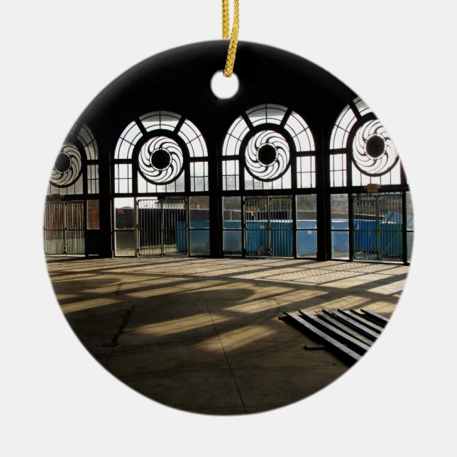 Adorno De Cerámica Interior de la casa del carrusel del casino del (Frente)