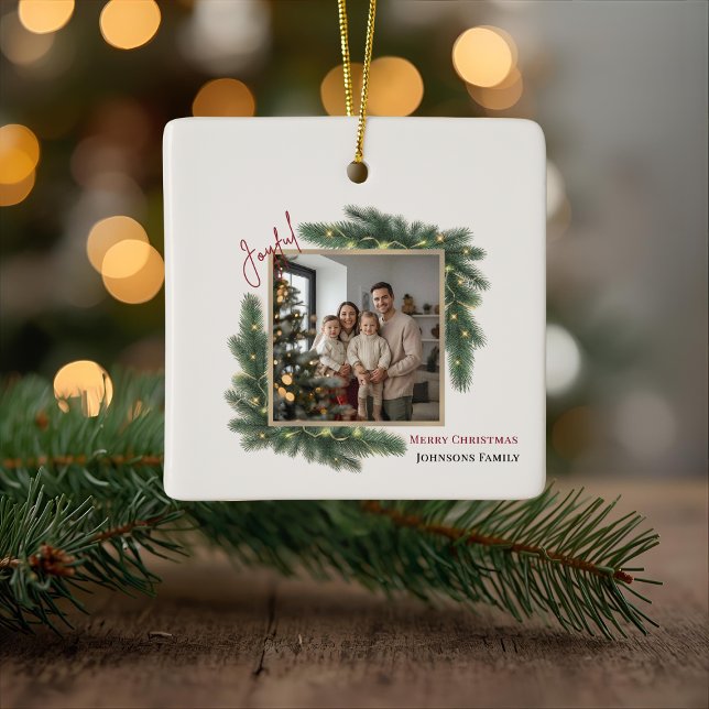 Adorno De Cerámica Joyful Christmas Personalized Family Photo  (Subido por el creador)
