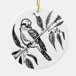 Adorno De Cerámica Kookaburra en blanco y negro sobre el dibujo de un