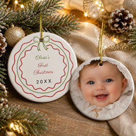 Adorno De Cerámica La foto del primer Navidad del bebé con lazo coque